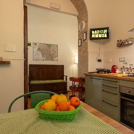 Lemon House